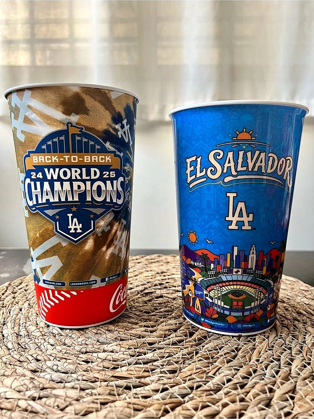 World Series Champions / El Salvador Los Angeles Dodgers Cups